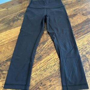Lululemon Wunder Train Crop 21”